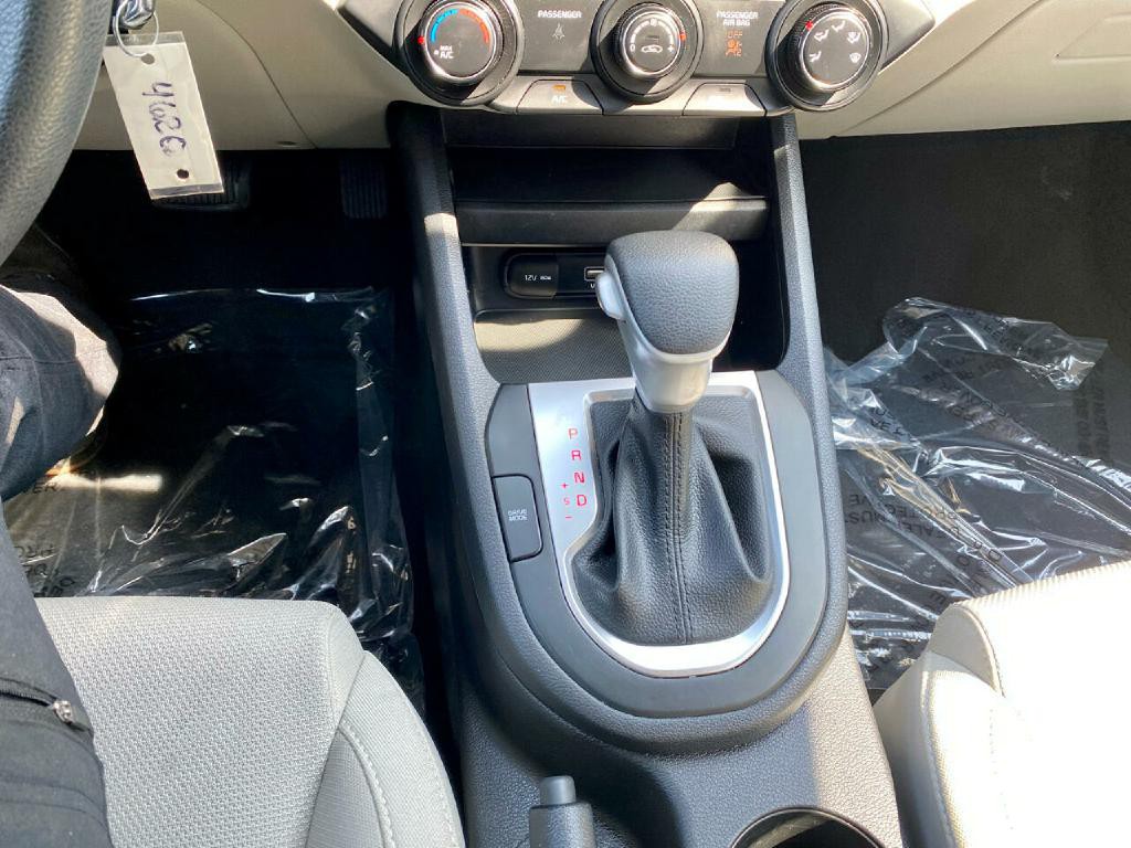 2022 Kia Forte Image 22