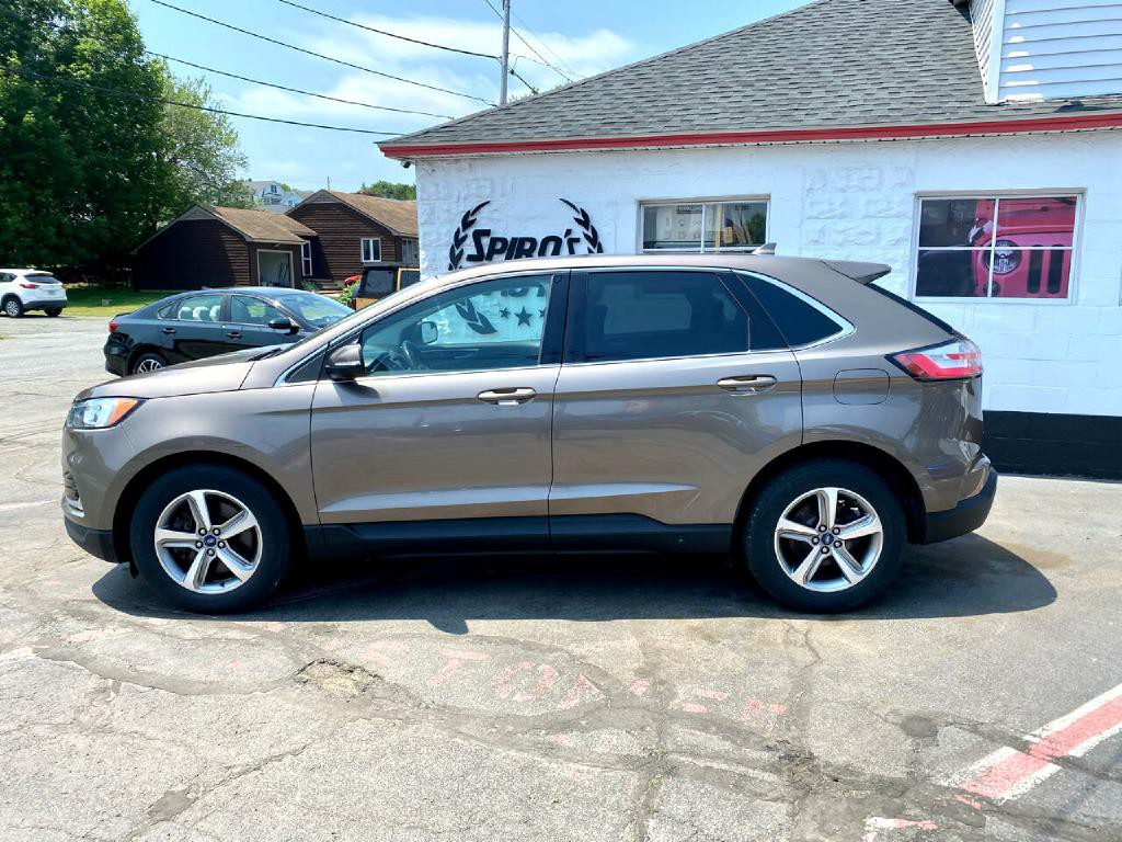 2019 Ford Edge Image 5