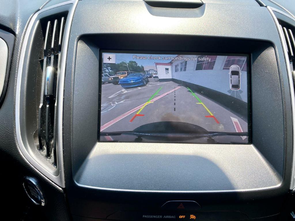 2019 Ford Edge Image 30