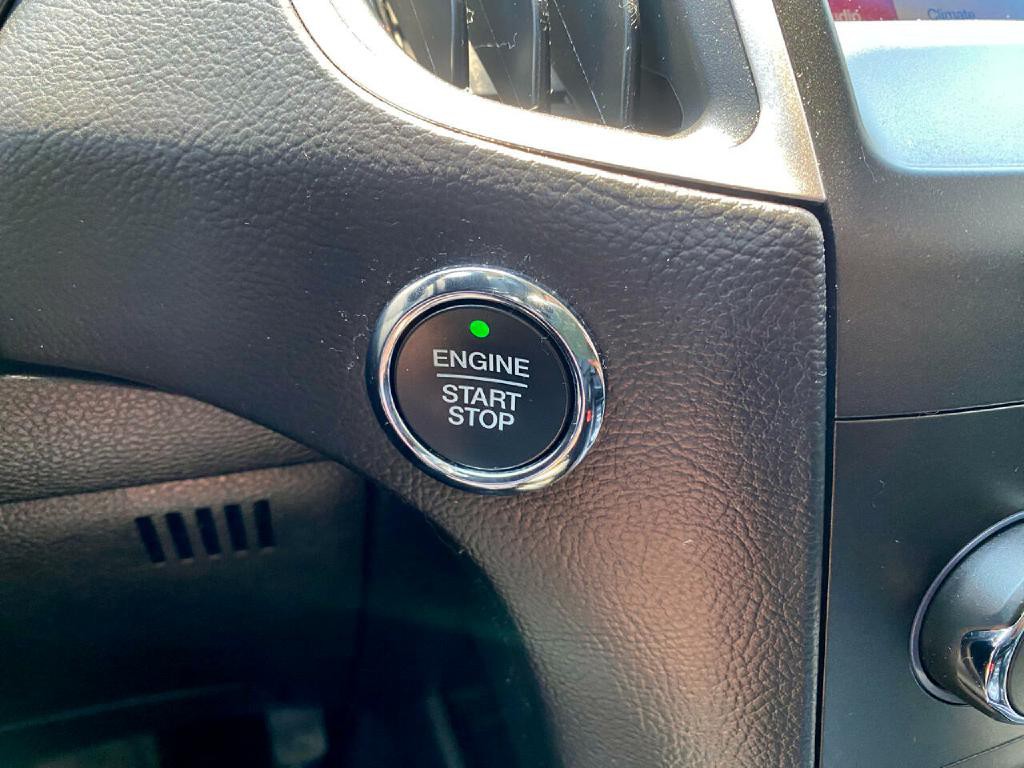 2019 Ford Edge Image 32