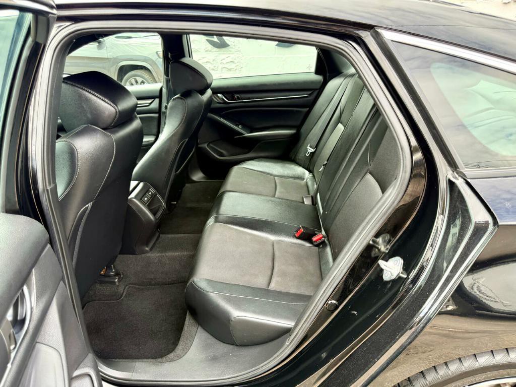 2021 Honda Accord Image 16