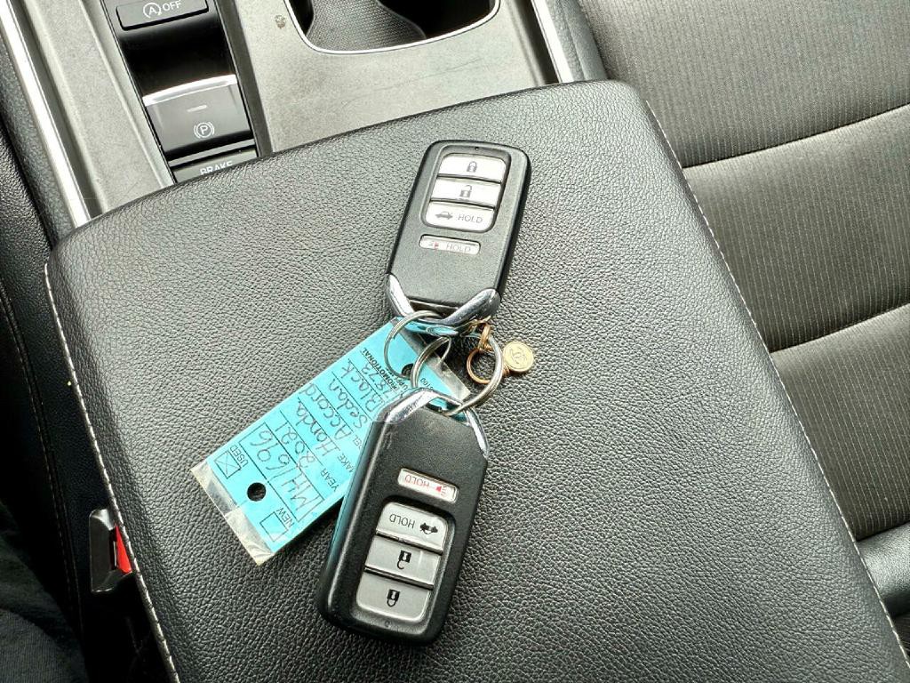 2021 Honda Accord Image 24