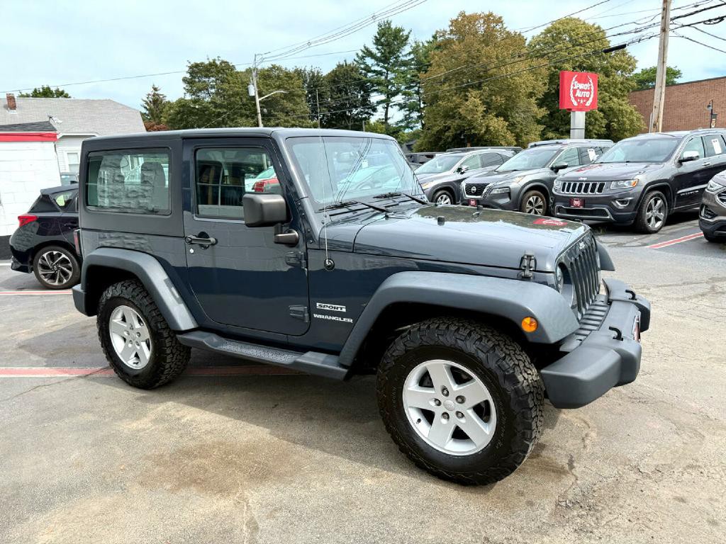 2017 Jeep Wrangler Image 10