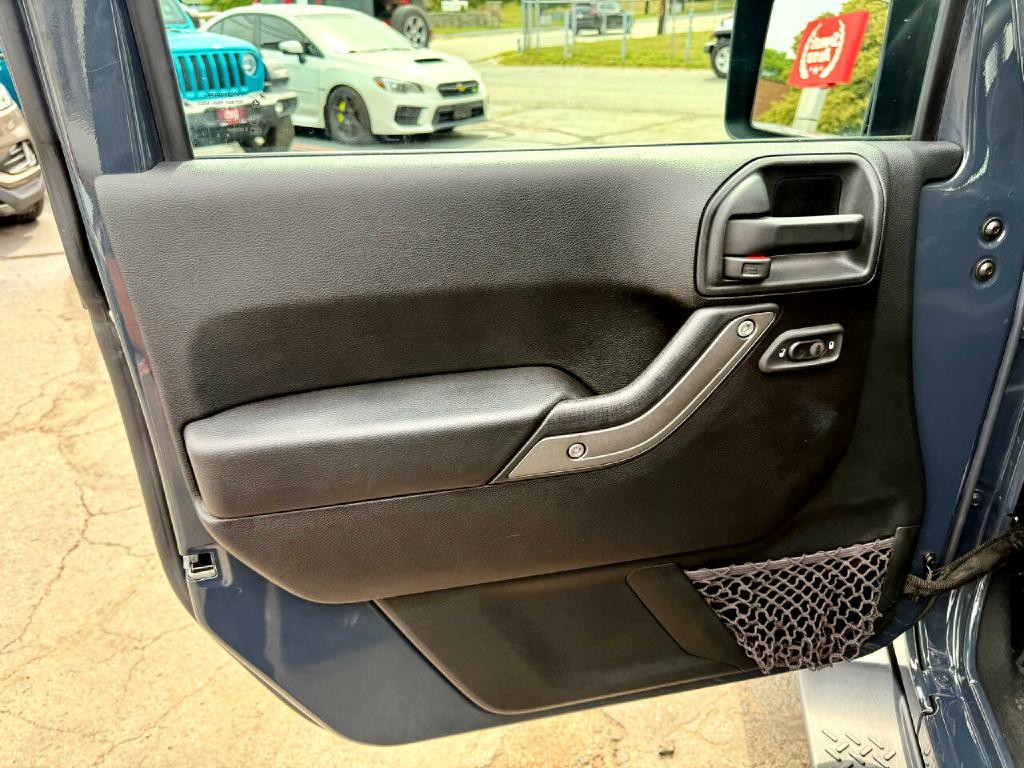 2017 Jeep Wrangler Image 22