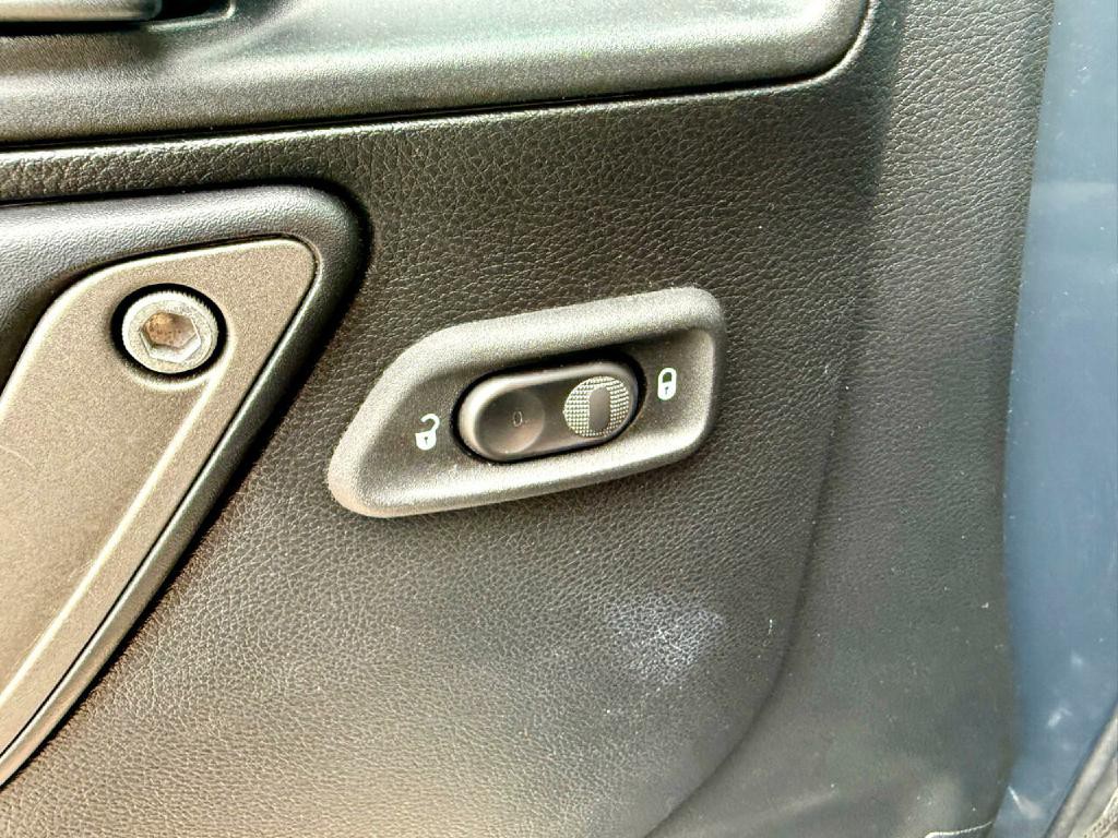 2017 Jeep Wrangler Image 23