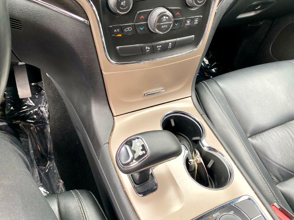 2015 Jeep Grand Cherokee Image 25