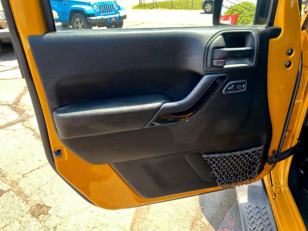 2014 Jeep Wrangler Unlimited Image 21