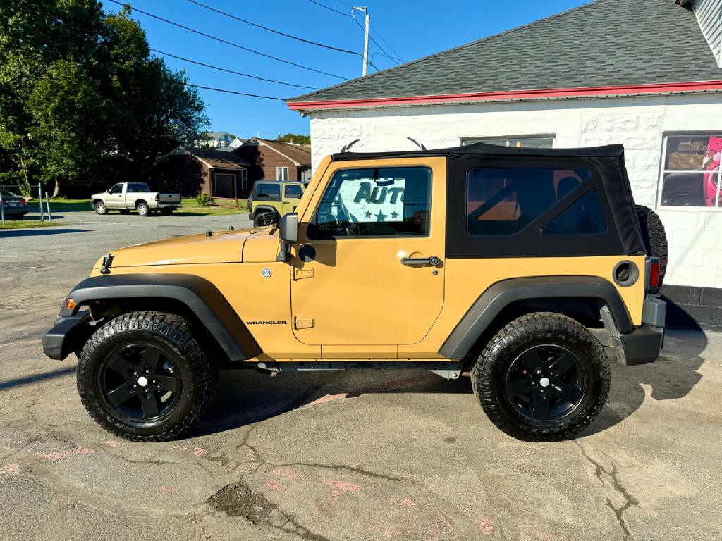 2013 Jeep Wrangler Image 4