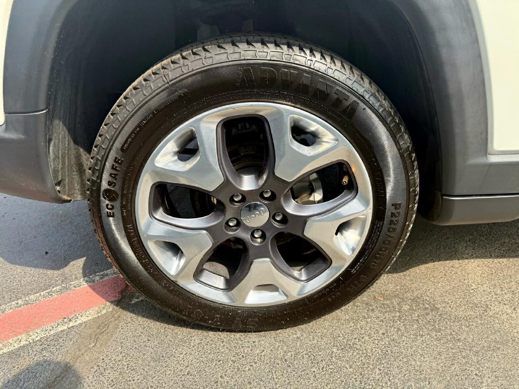 2021 Jeep Compass Image 14