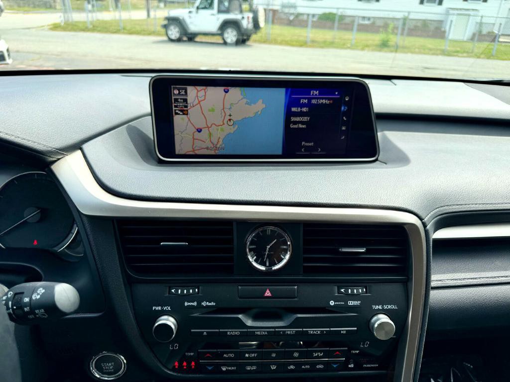 2017 Lexus RX Image 23