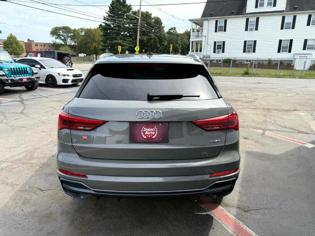 2020 Audi Q3 Image 9