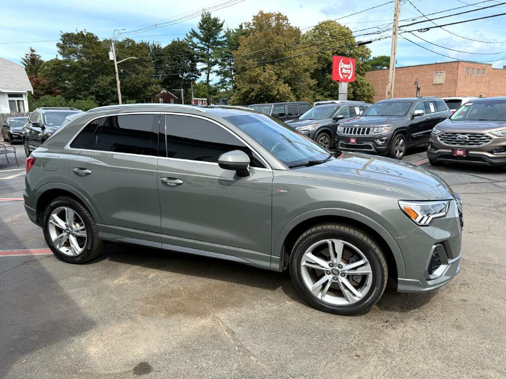 2020 Audi Q3 Image 11