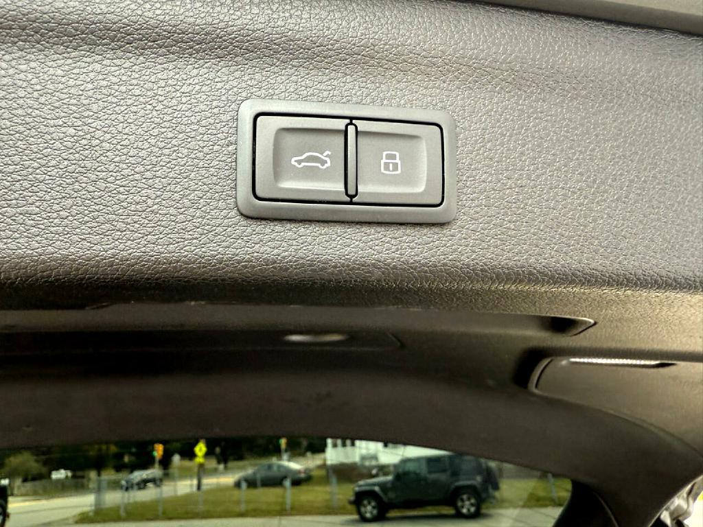 2020 Audi Q3 Image 29