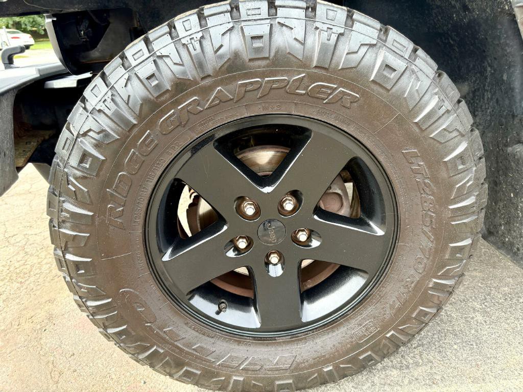 2017 Jeep Wrangler Image 15