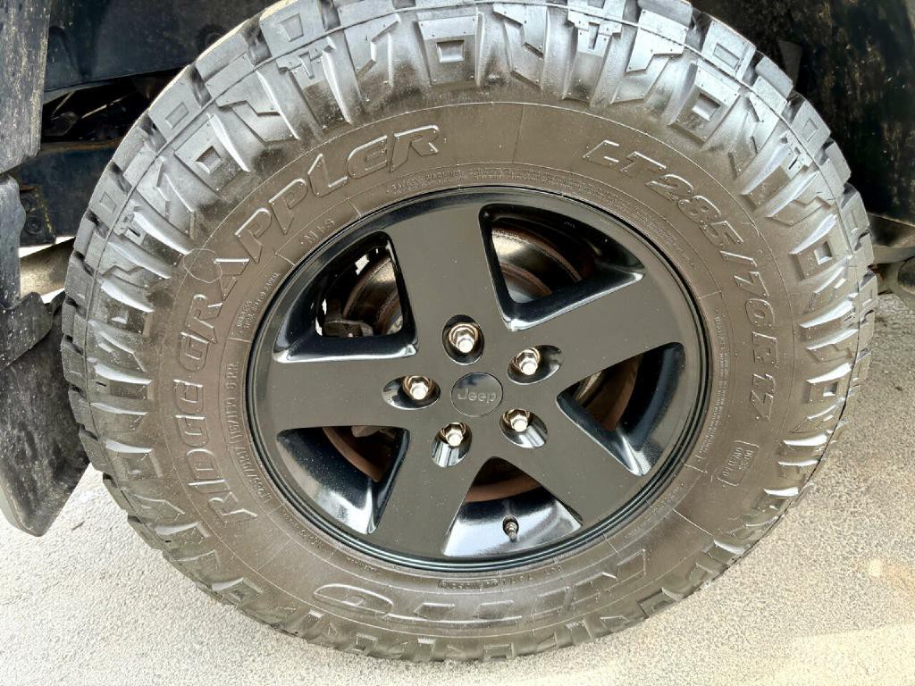 2017 Jeep Wrangler Image 17