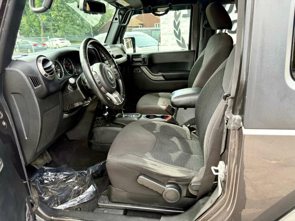 2017 Jeep Wrangler Image 20