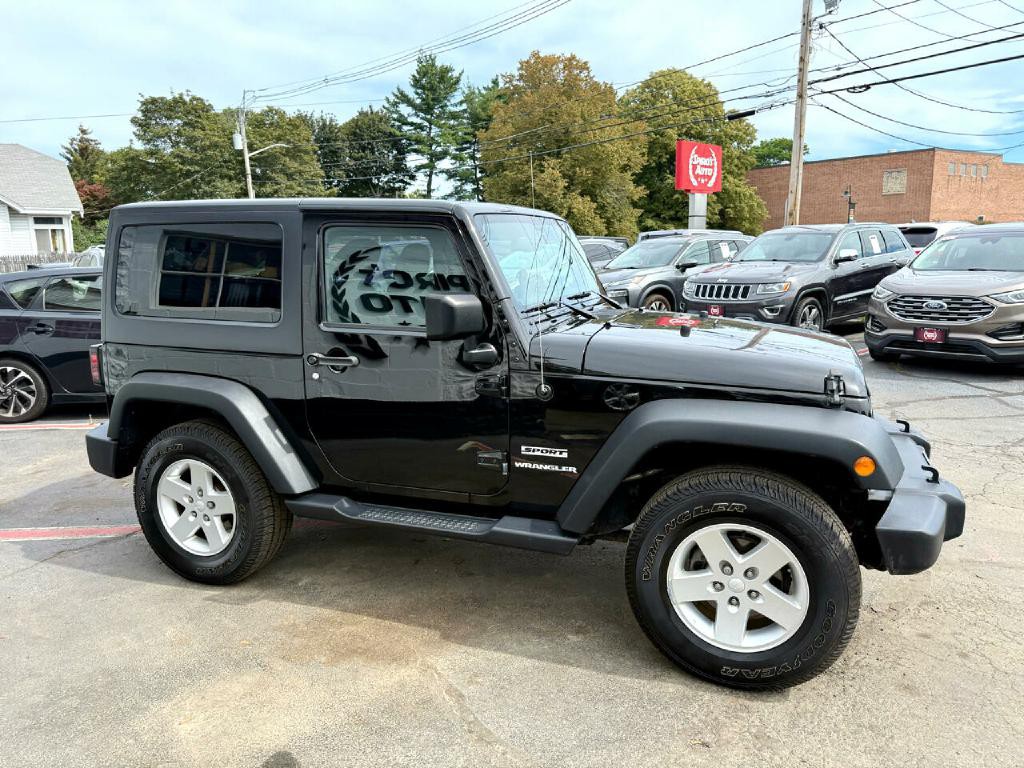 2017 Jeep Wrangler Image 10