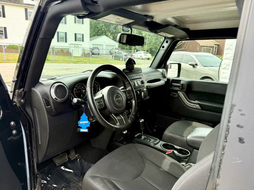 2017 Jeep Wrangler Image 19