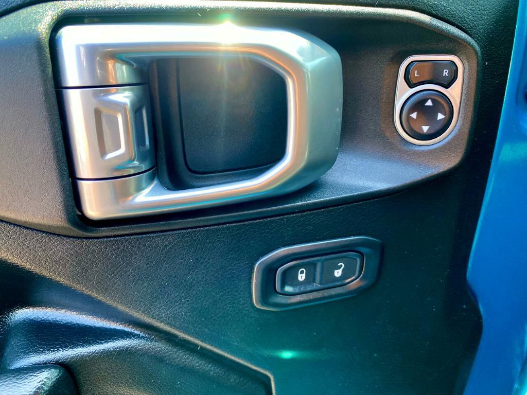 2019 Jeep Wrangler Image 24