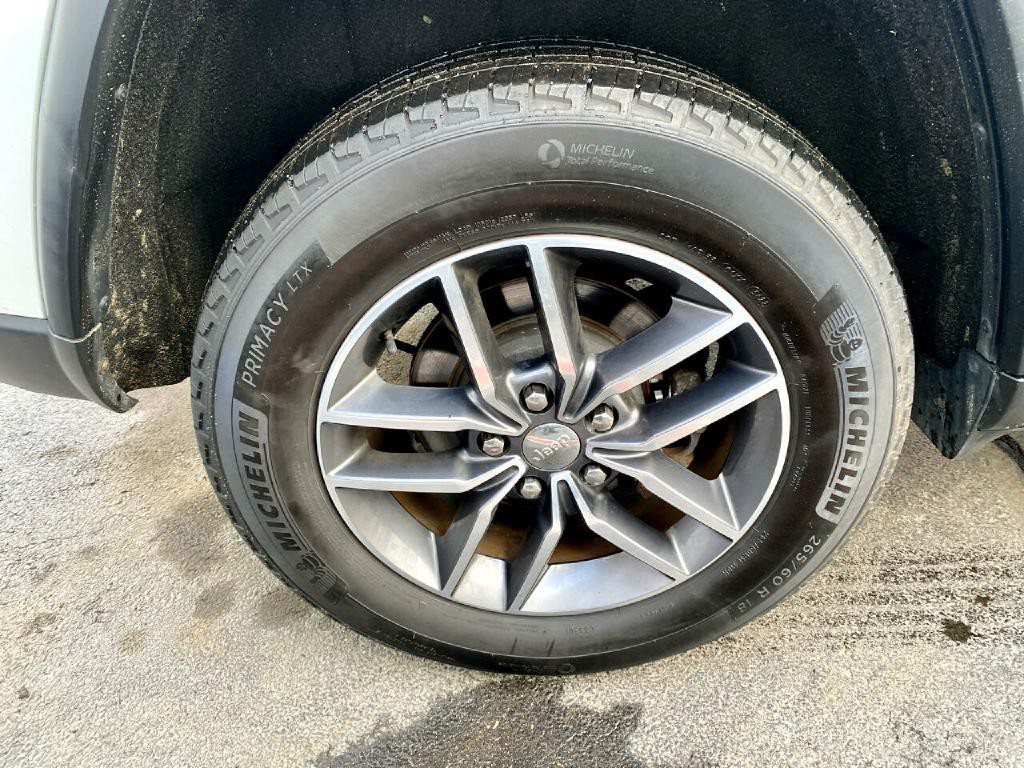 2018 Jeep Grand Cherokee Image 16