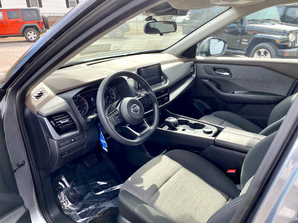 2021 Nissan Rogue Image 17