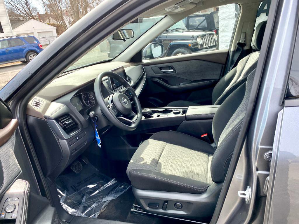 2021 Nissan Rogue Image 18