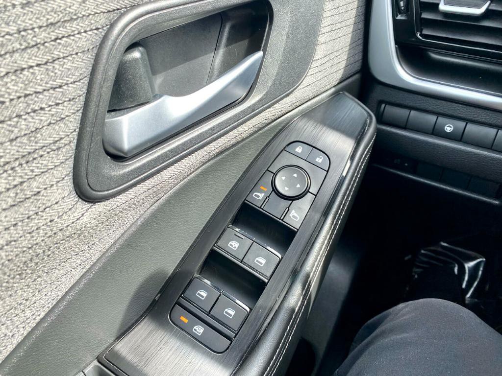 2021 Nissan Rogue Image 32