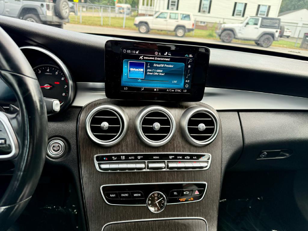 2019 Mercedes-Benz C-Class Image 25