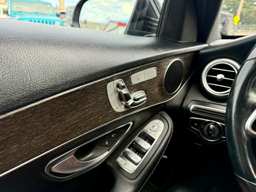 2019 Mercedes-Benz C-Class Image 32