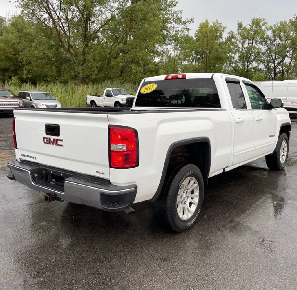 2017 GMC Sierra 1500 Image 3