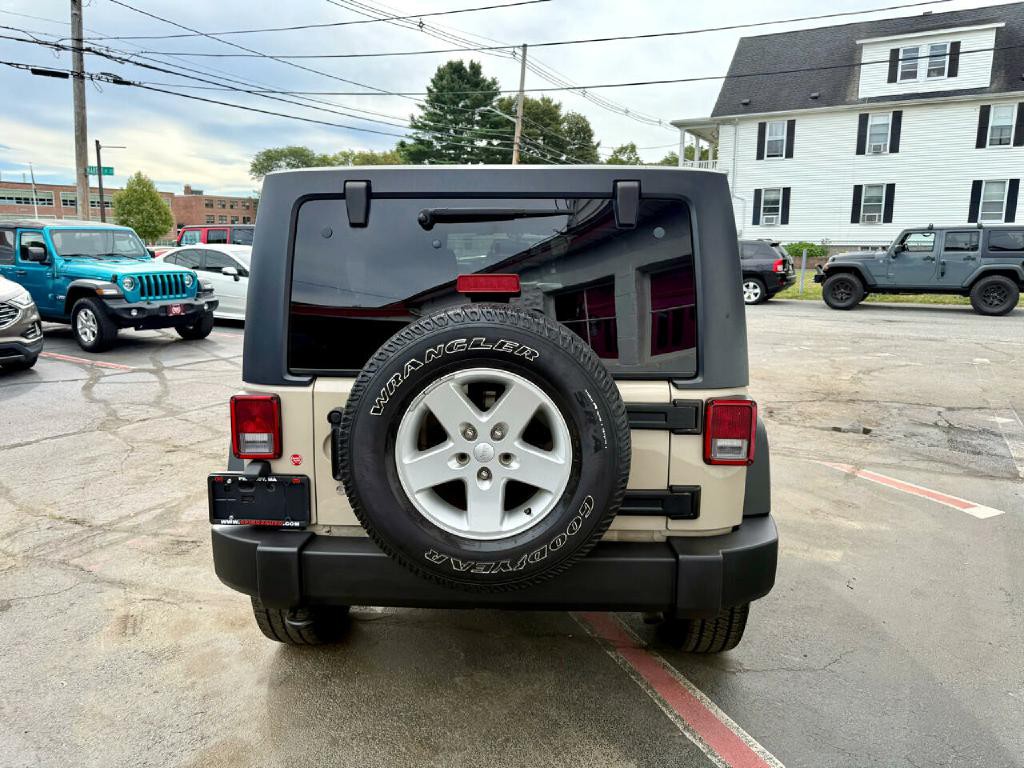 2016 Jeep Wrangler Unlimited Image 9