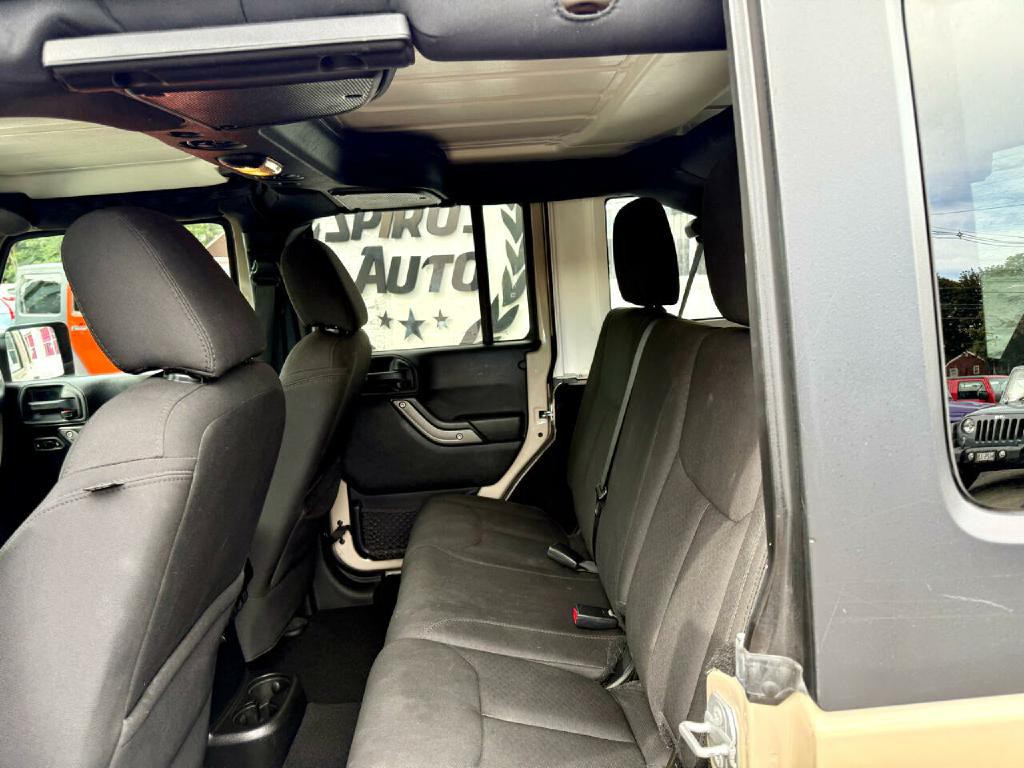2016 Jeep Wrangler Unlimited Image 24