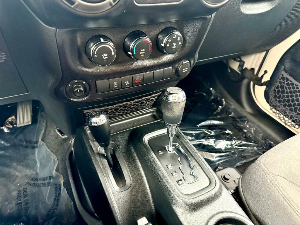 2016 Jeep Wrangler Unlimited Image 27