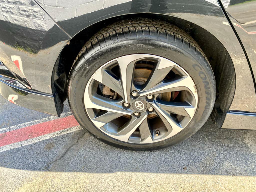 2016 Toyota Corolla Image 14