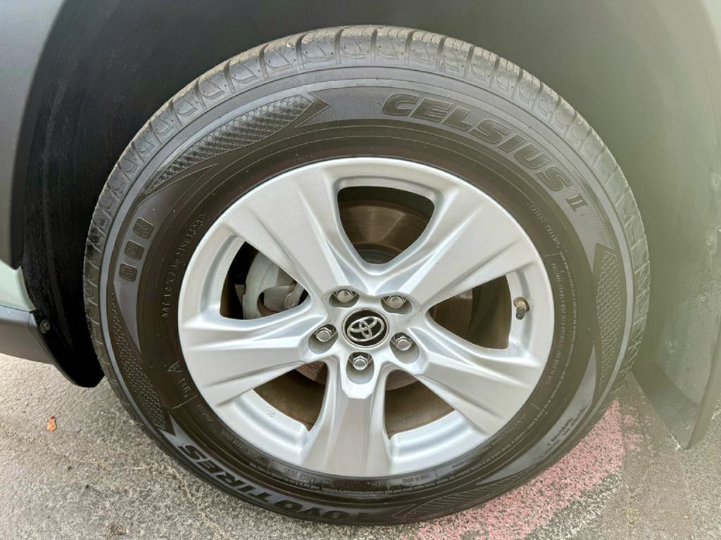 2019 Toyota Rav4 Image 11