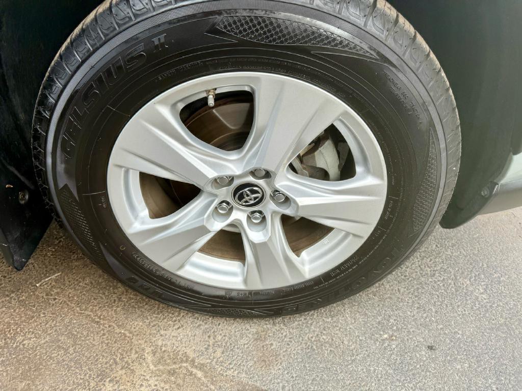 2019 Toyota Rav4 Image 14