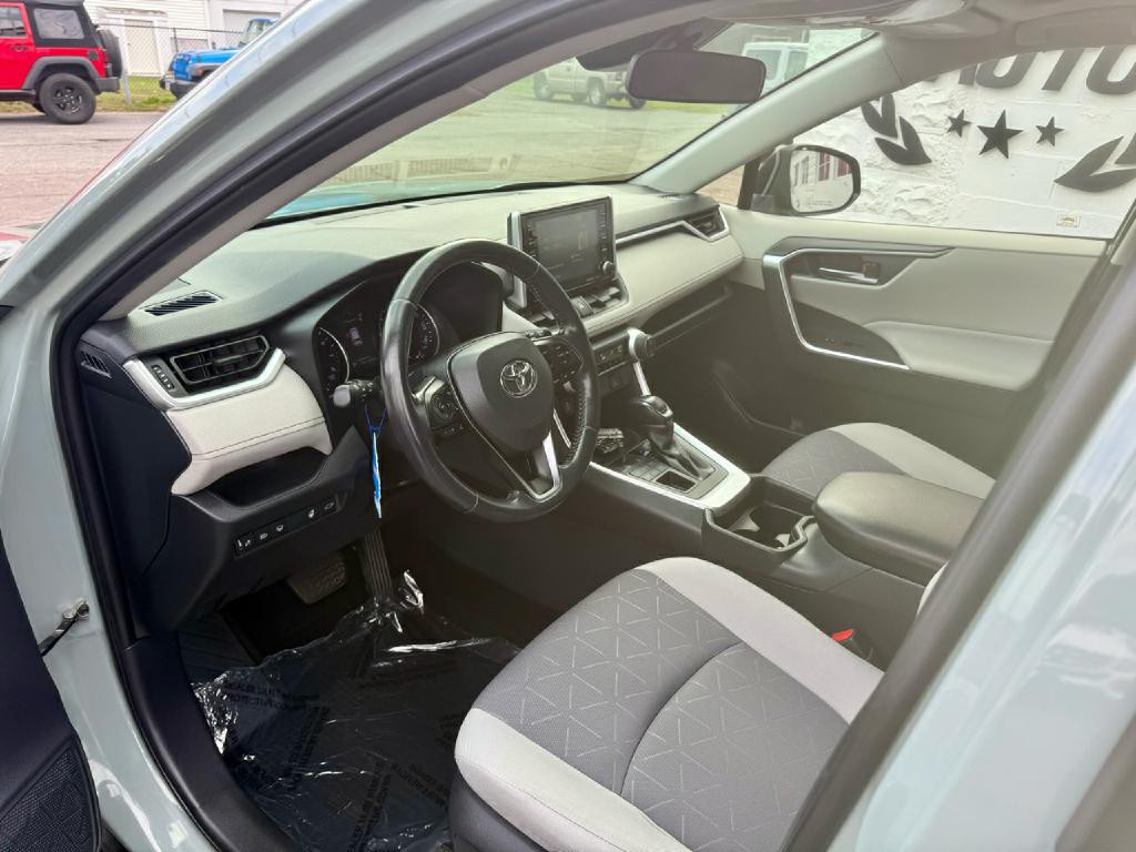 2019 Toyota Rav4 Image 15