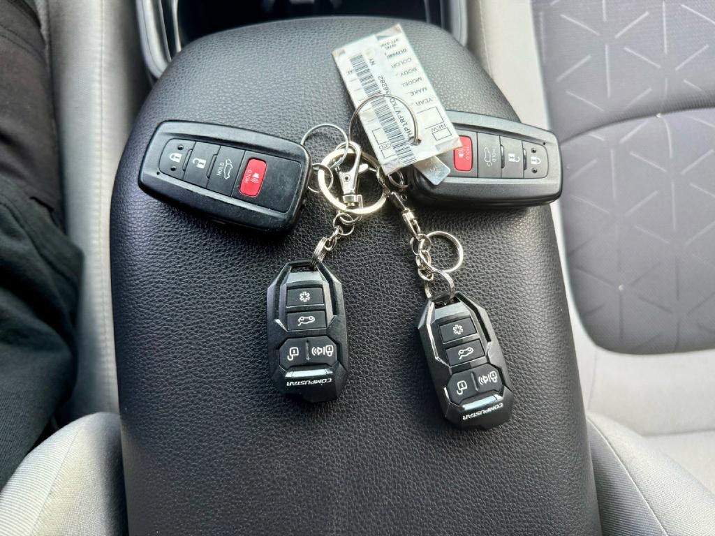 2019 Toyota Rav4 Image 32