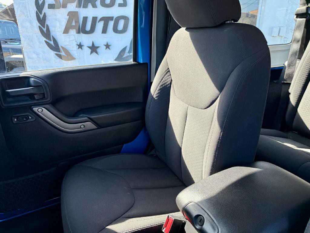 2015 Jeep Wrangler Image 24