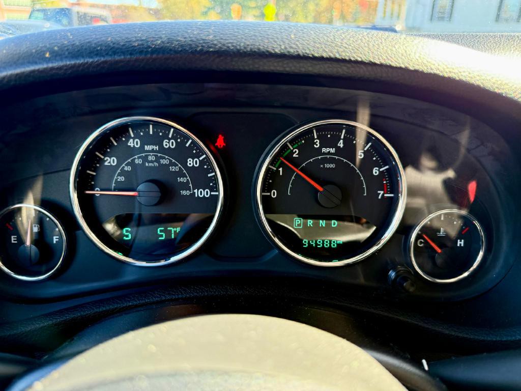 2015 Jeep Wrangler Image 30