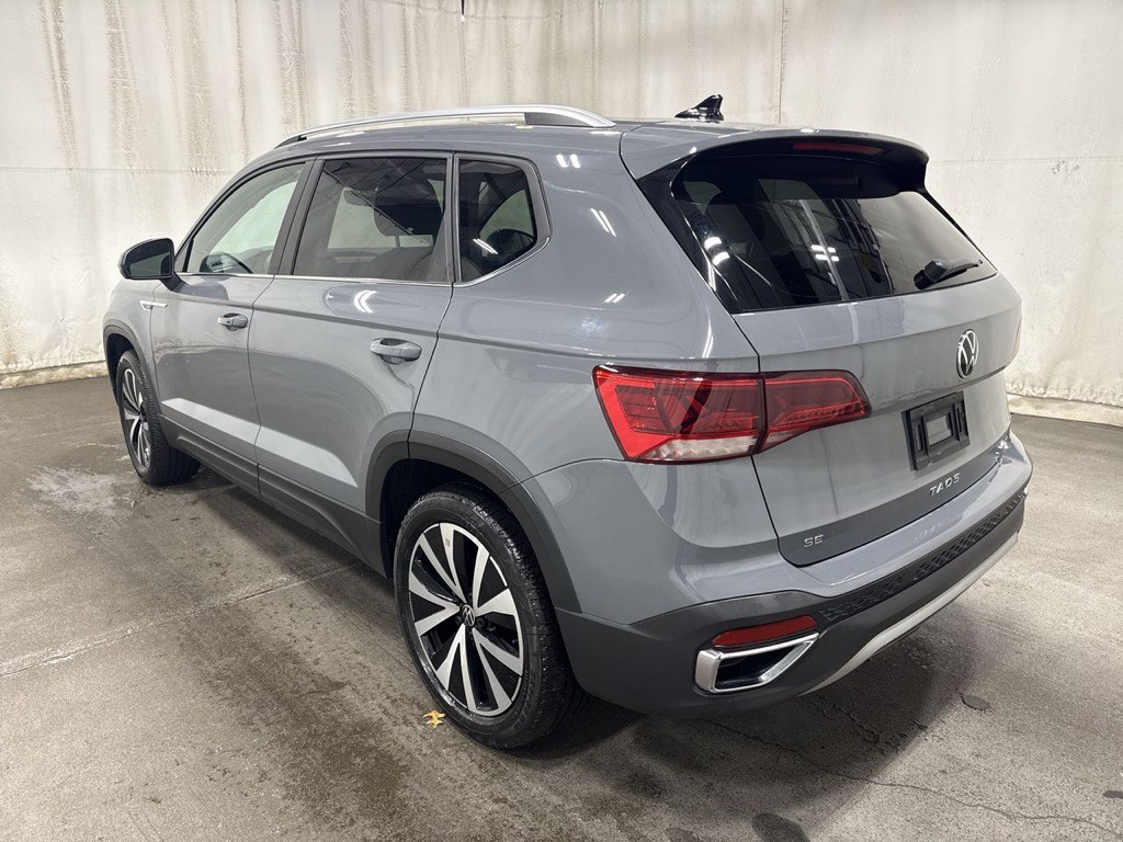 2022 Volkswagen Taos Image 2