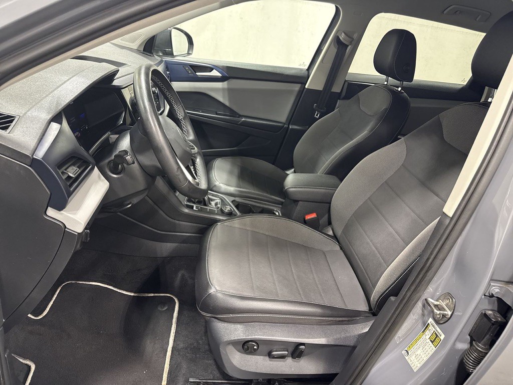 2022 Volkswagen Taos Image 5