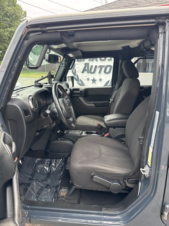 2017 Jeep Wrangler Unlimited Image 11