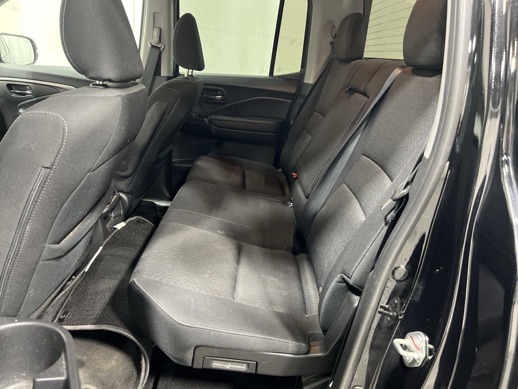 2019 Honda Ridgeline Image 6