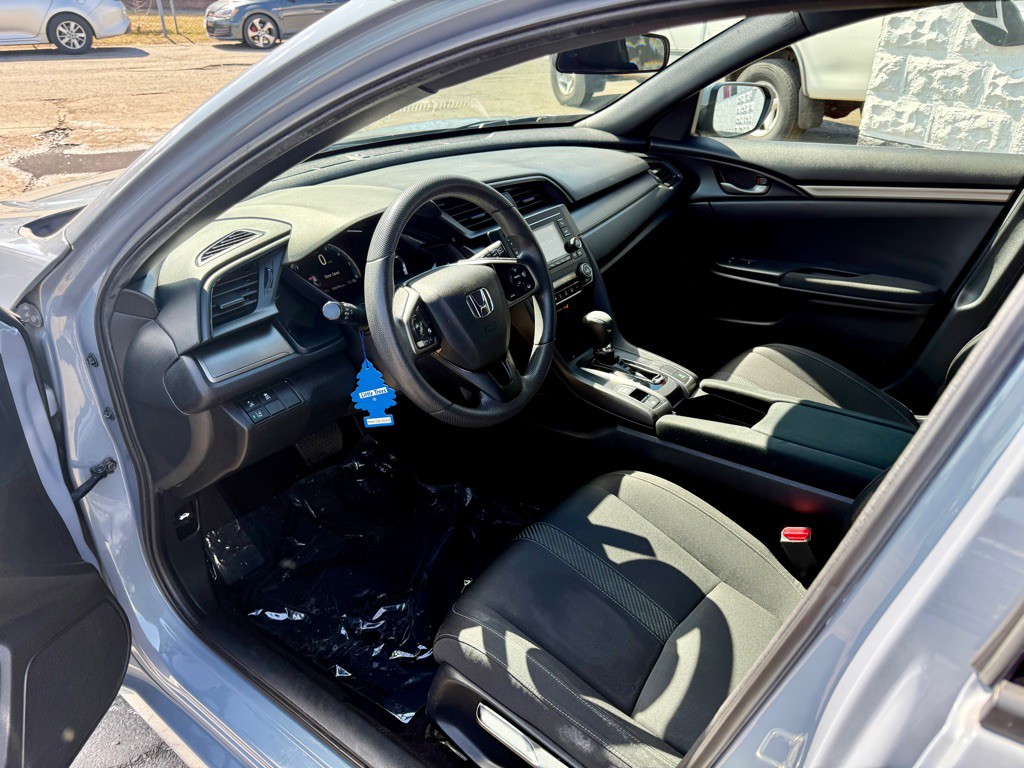 2019 Honda Civic Image 16