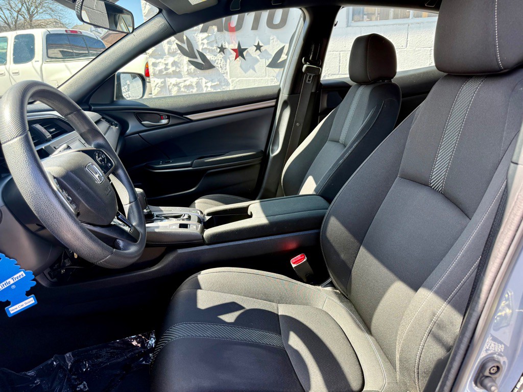 2019 Honda Civic Image 17