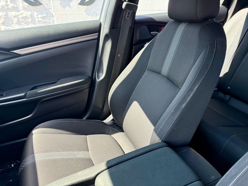 2019 Honda Civic Image 19