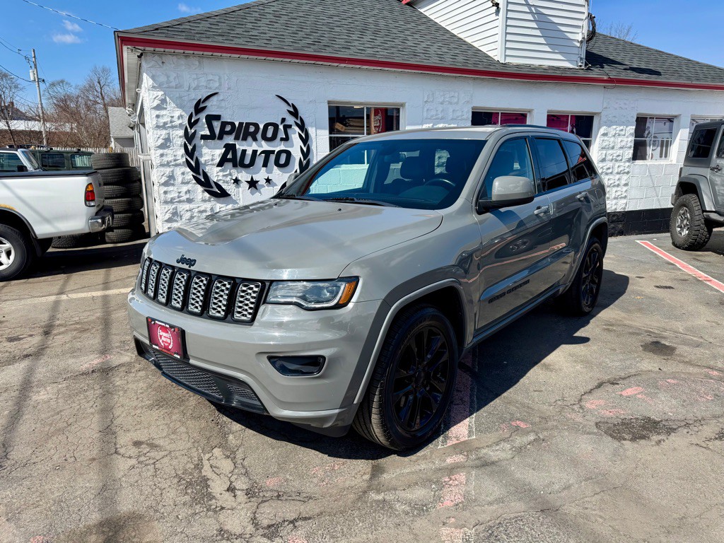 2021 Jeep Grand Cherokee Image 2