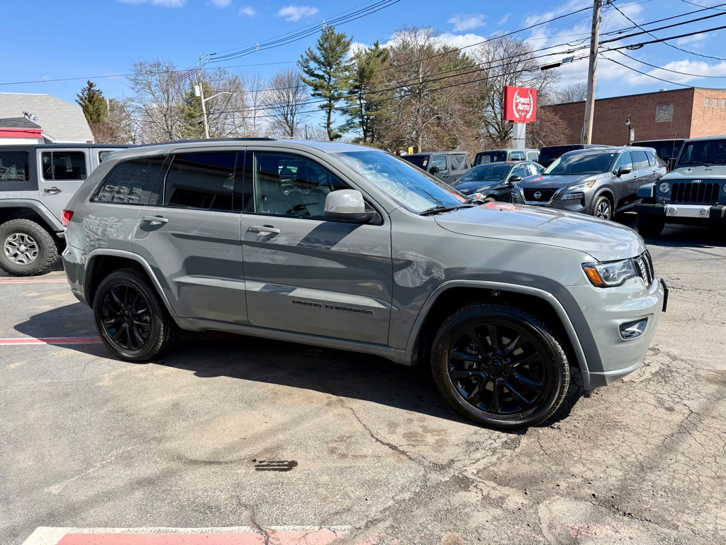 2021 Jeep Grand Cherokee Image 10