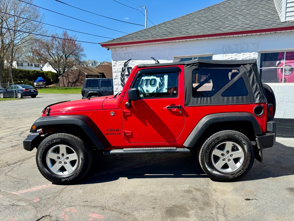 2013 Jeep Wrangler Image 5